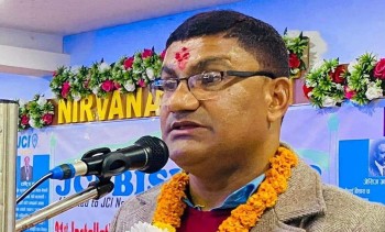 ‘विशेषज्ञ चिकित्सक काठमाडौँ र भरतपुरबाहेक अन्यत्र जान मान्दैनन्’